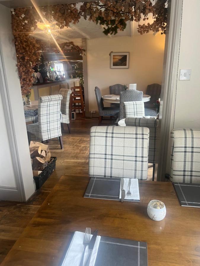 Coach And Horses Inn Penzance Buitenkant foto