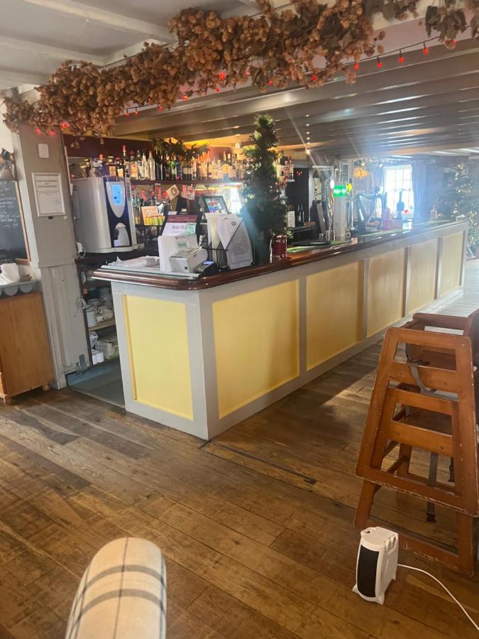 Coach And Horses Inn Penzance Buitenkant foto