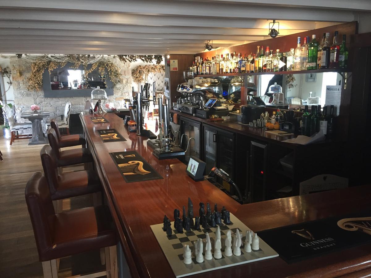 Coach And Horses Inn Penzance Buitenkant foto